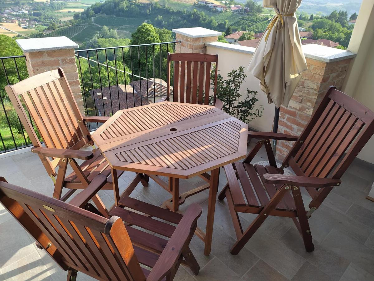 Casa Mantel Holiday Home Panoramic View In Langhe Novello Extérieur photo